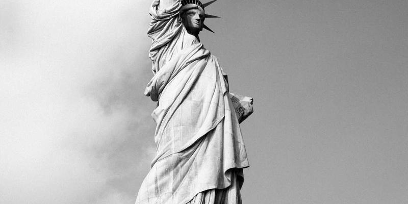 合肥企业数据中心升级指南：本地化采购RAID卡、ECC内存与企业级SSD如何赋能高效网络解决方案与系统维护